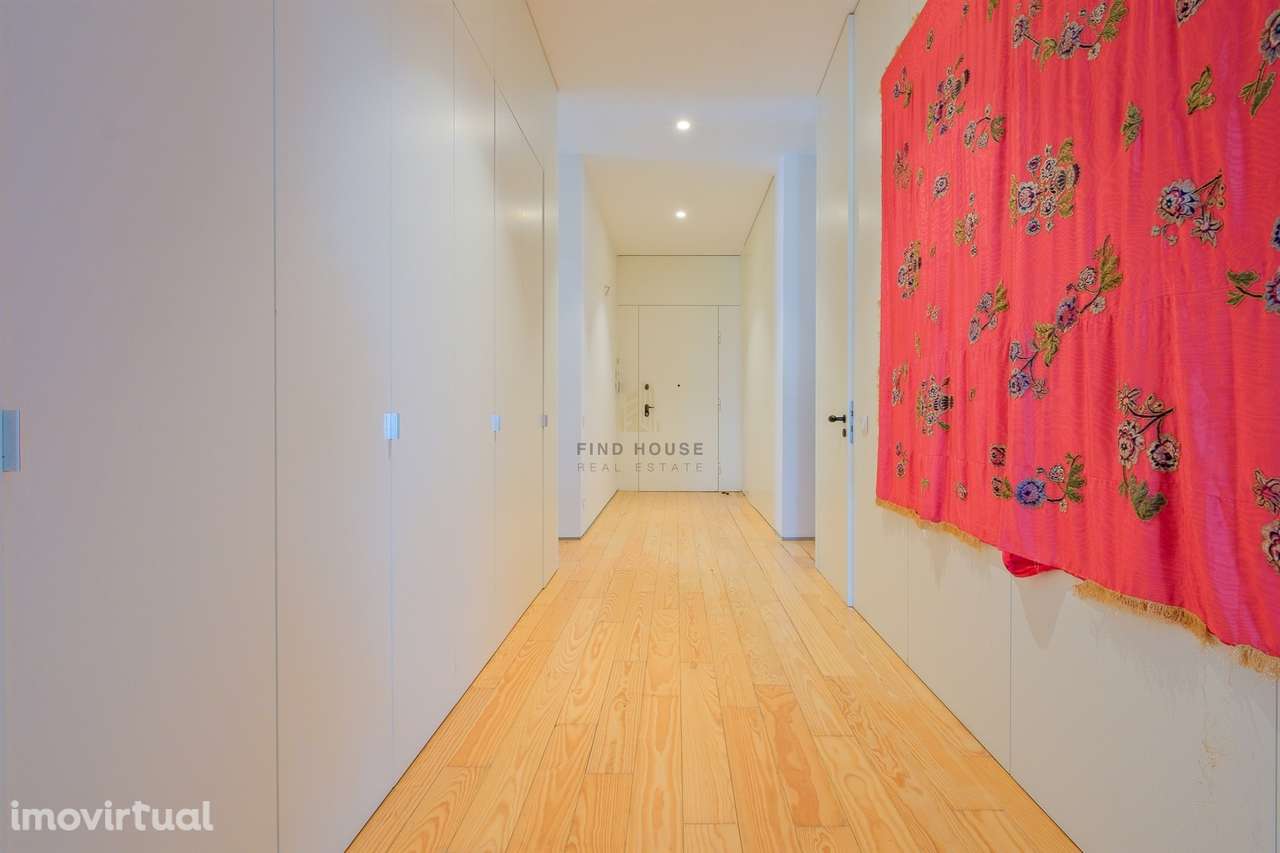 Apartamento T3+1, em condomínio privado com piscina, no Restelo - Grande imagem: 3/40