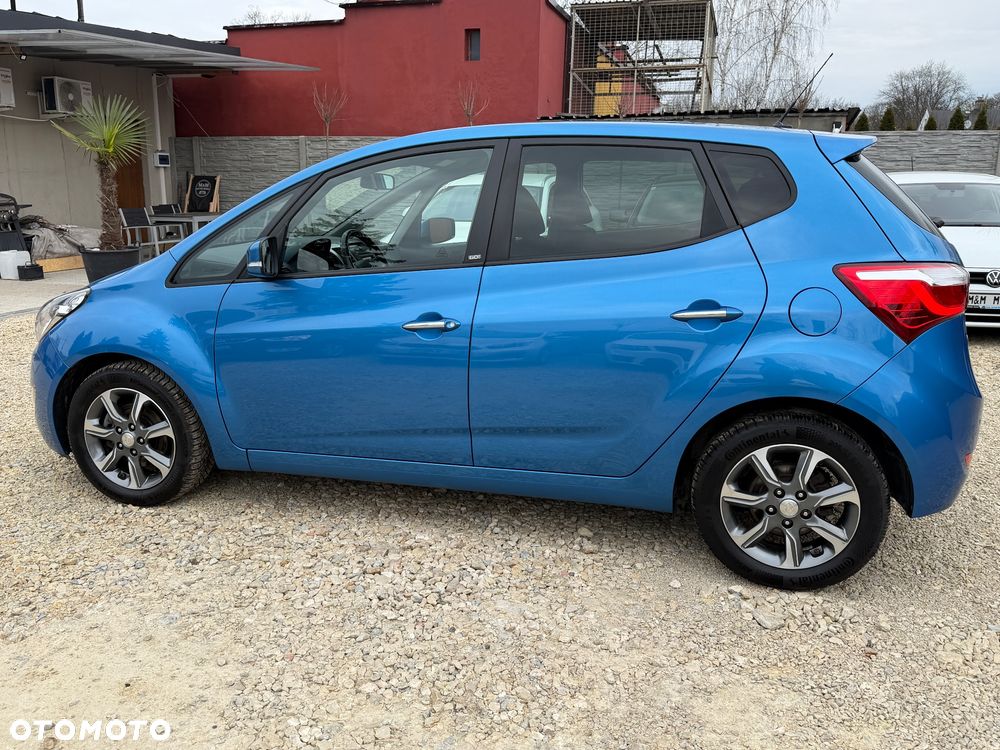 Hyundai ix20 1.4 blue - 11