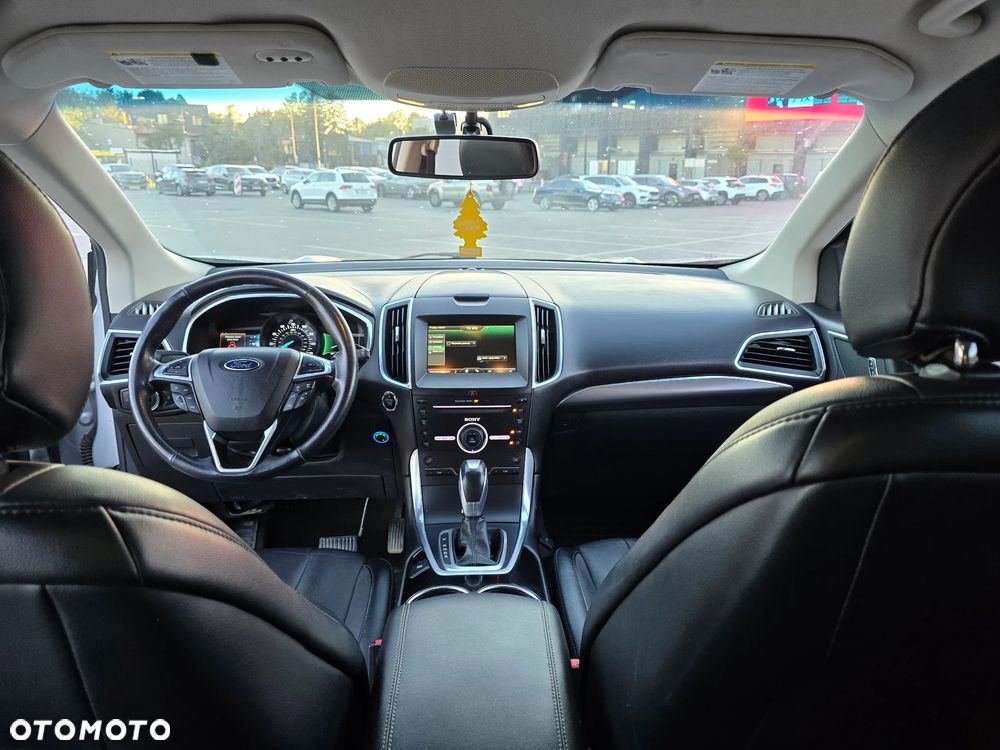 Ford Edge - 5