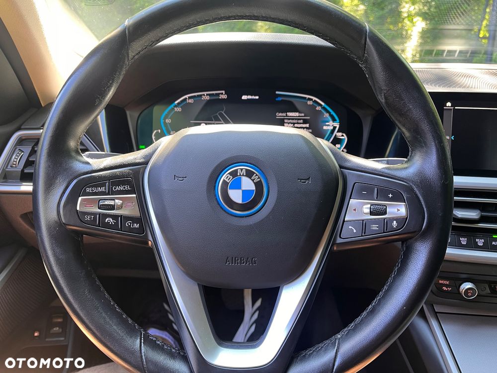 BMW Seria 3 - 27