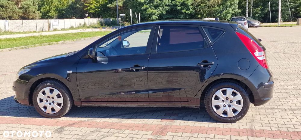 Hyundai i30 1.4 Base + EU5 - 8