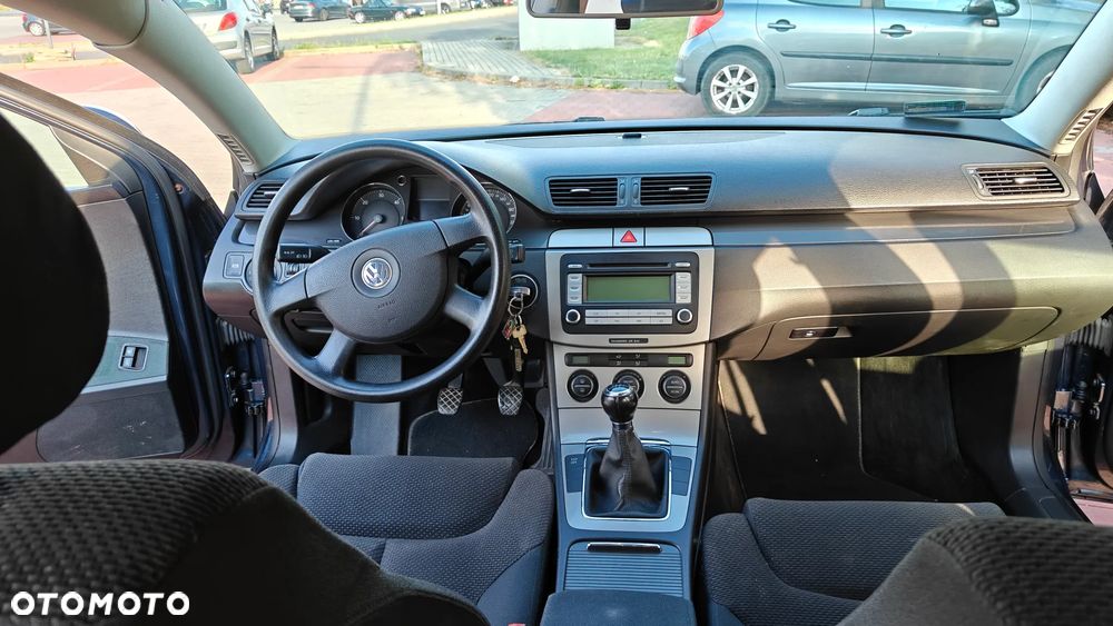 Volkswagen Passat - 6