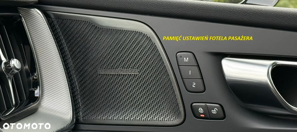 Volvo XC 60 B4 D Plus Dark - 13