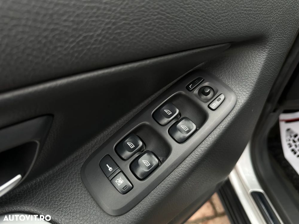 Volvo XC 90 2.4D Executive - 15