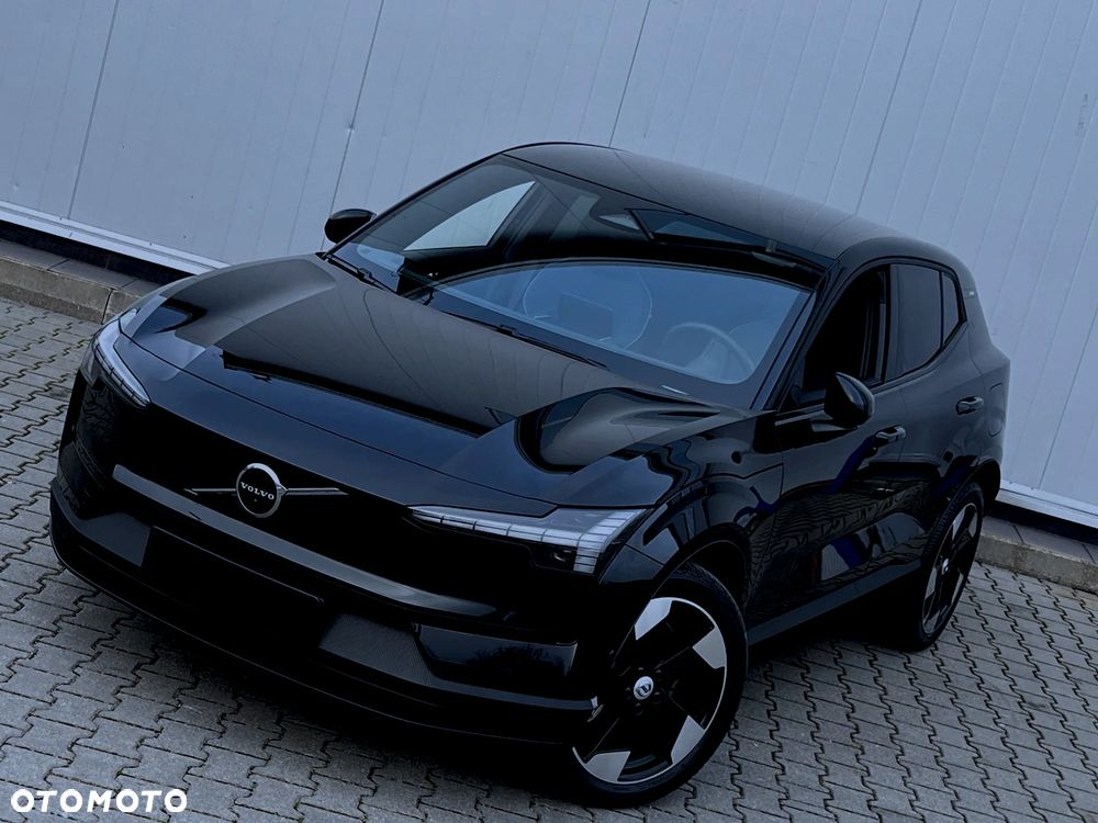 Volvo EX30 Twin Motor Performance AWD Ultra - 8