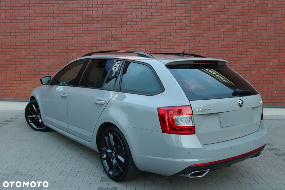 Skoda Octavia 2.0 TDI RS Challenge DSG - 14