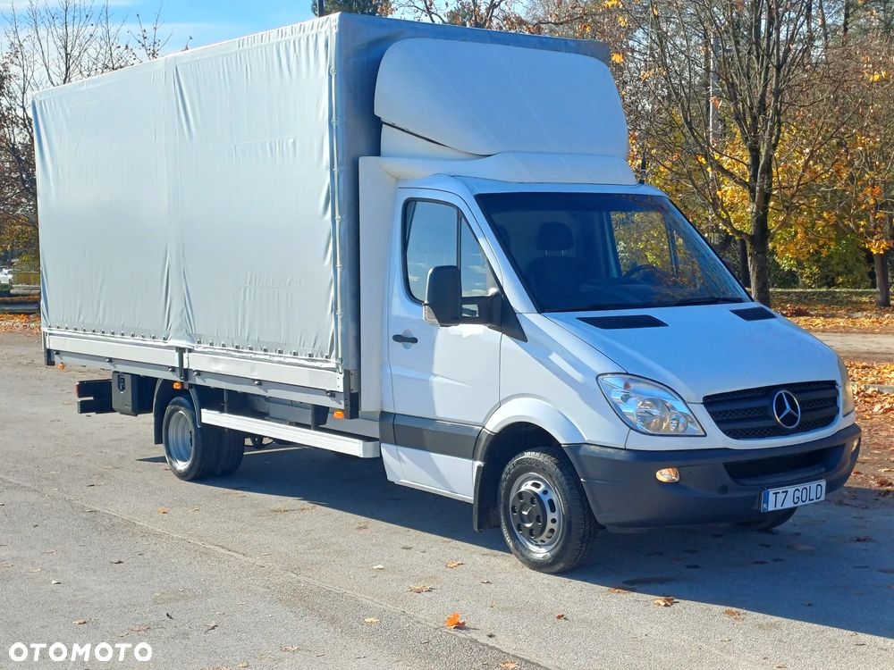 Mercedes-Benz Sprinter - 21