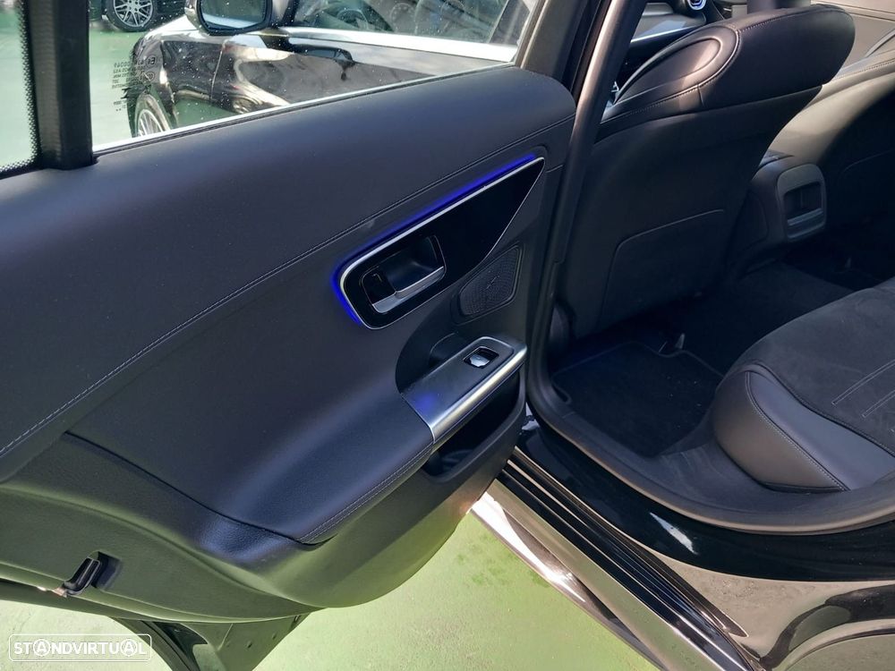 Mercedes-Benz C 220 d AMG Line - 33