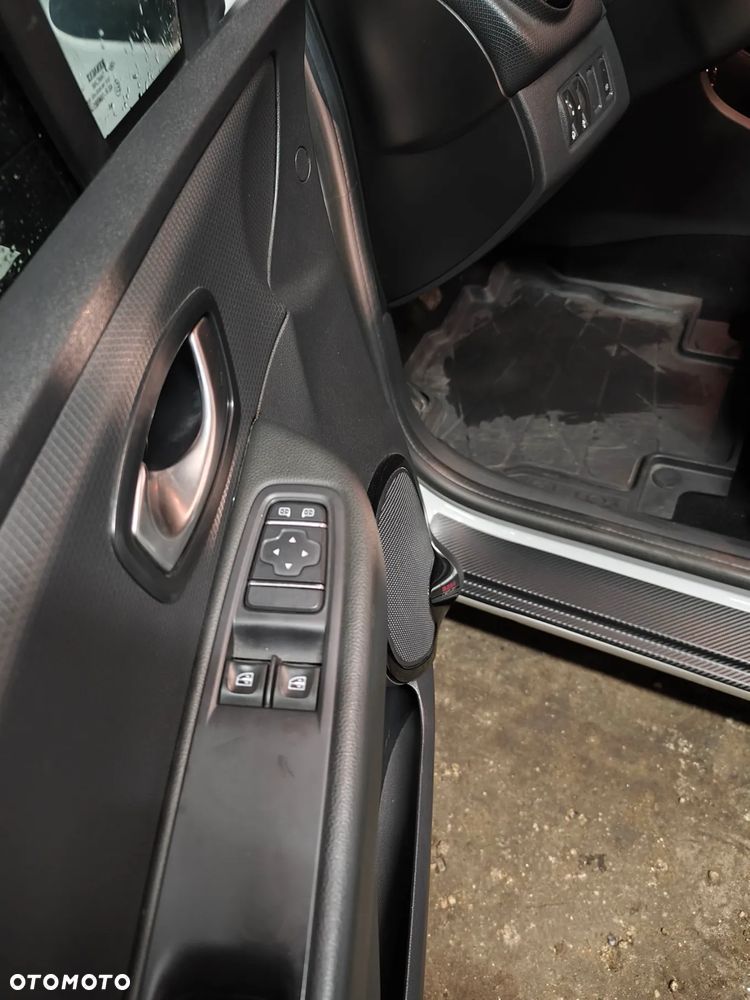 Renault Clio 1.5 dCi Energy Life - 11