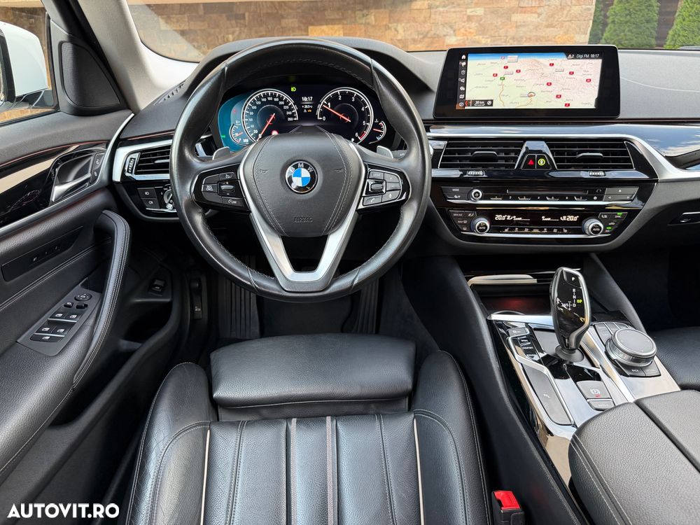 BMW Seria 5 520d Aut. - 12
