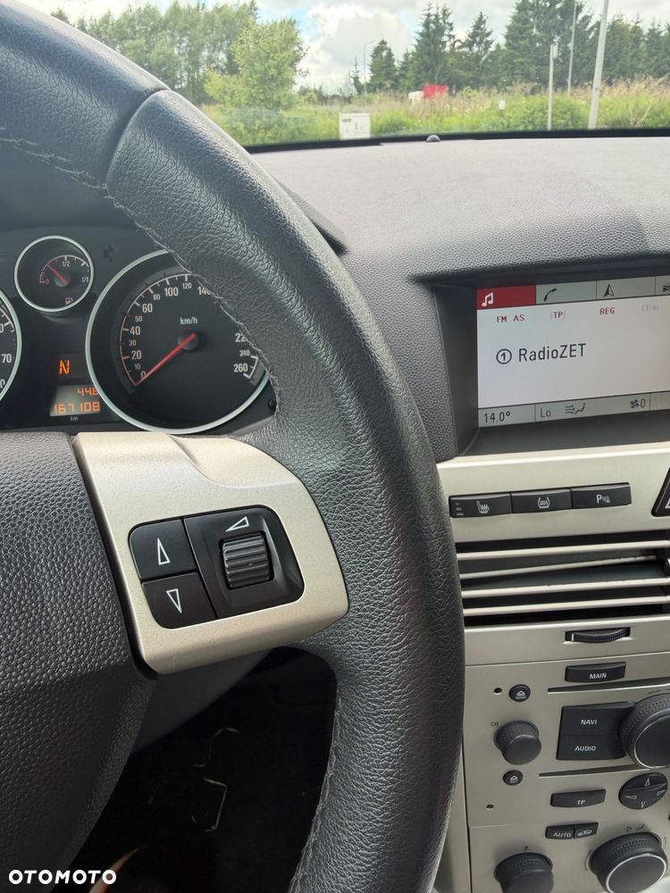 Opel Astra - 16