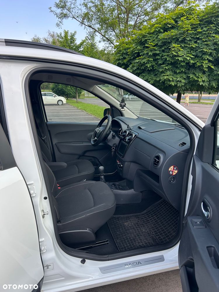 Dacia Lodgy 1.5 Blue dCi Laureate S&S EU6d - 5