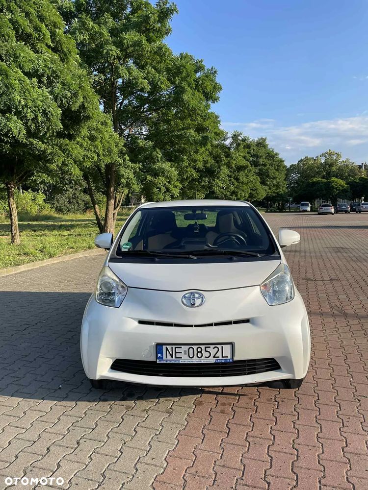 Toyota iQ 1.0 - 8