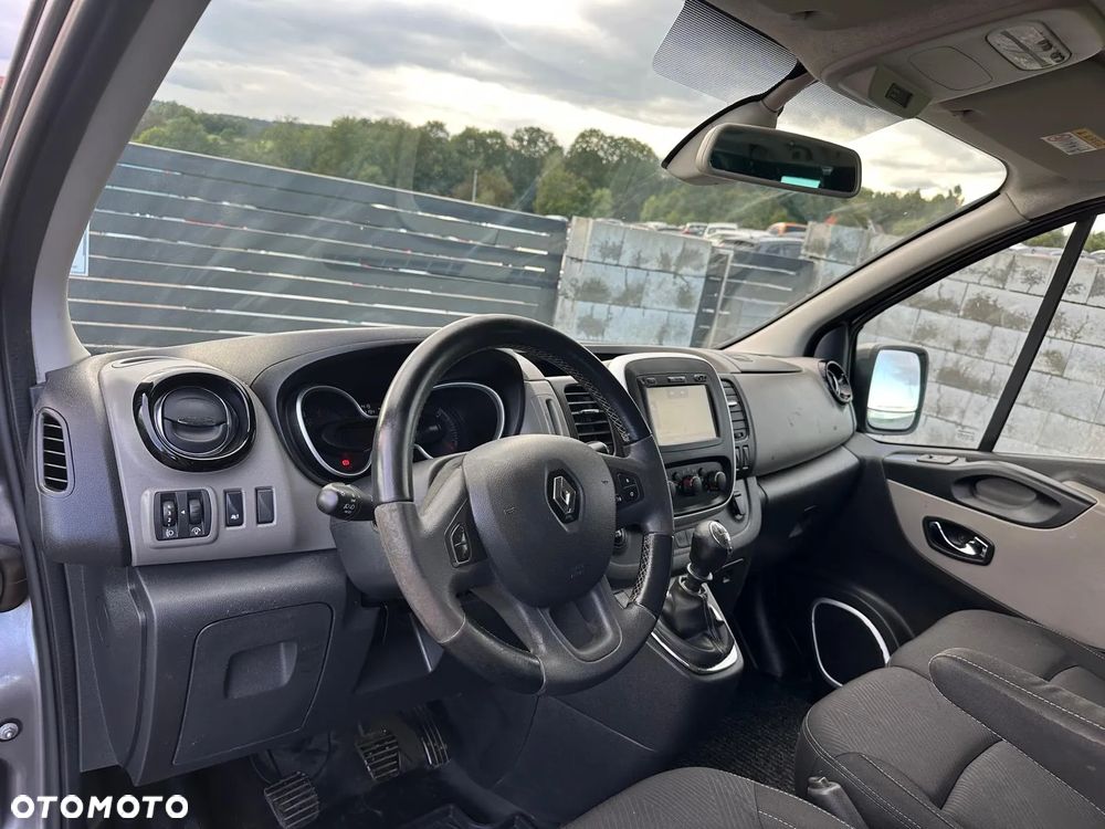 Renault Trafic - 10
