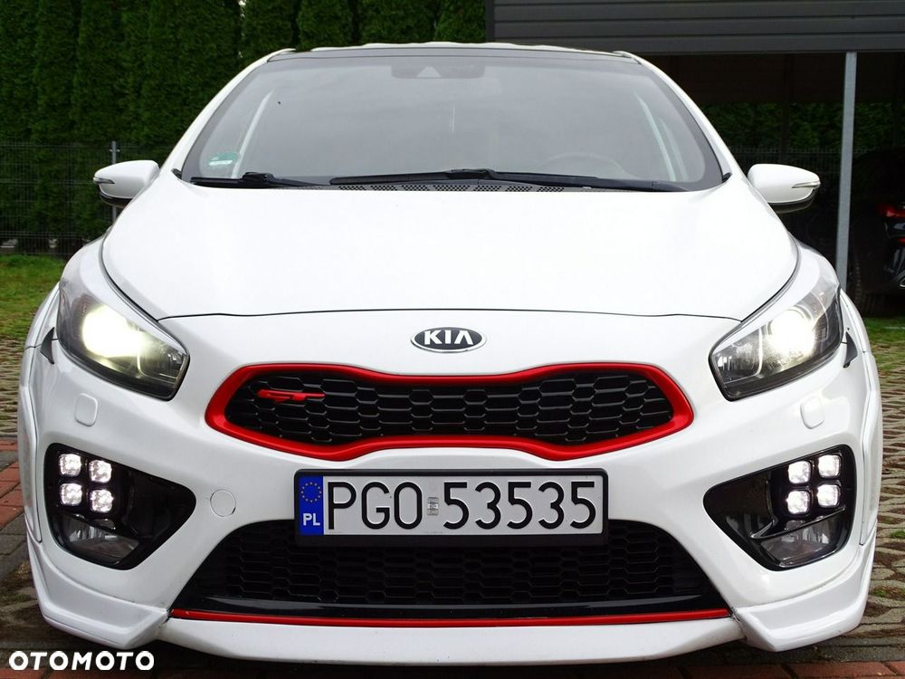 Kia Ceed 1.6 T-GDI GT-Challenge - 4