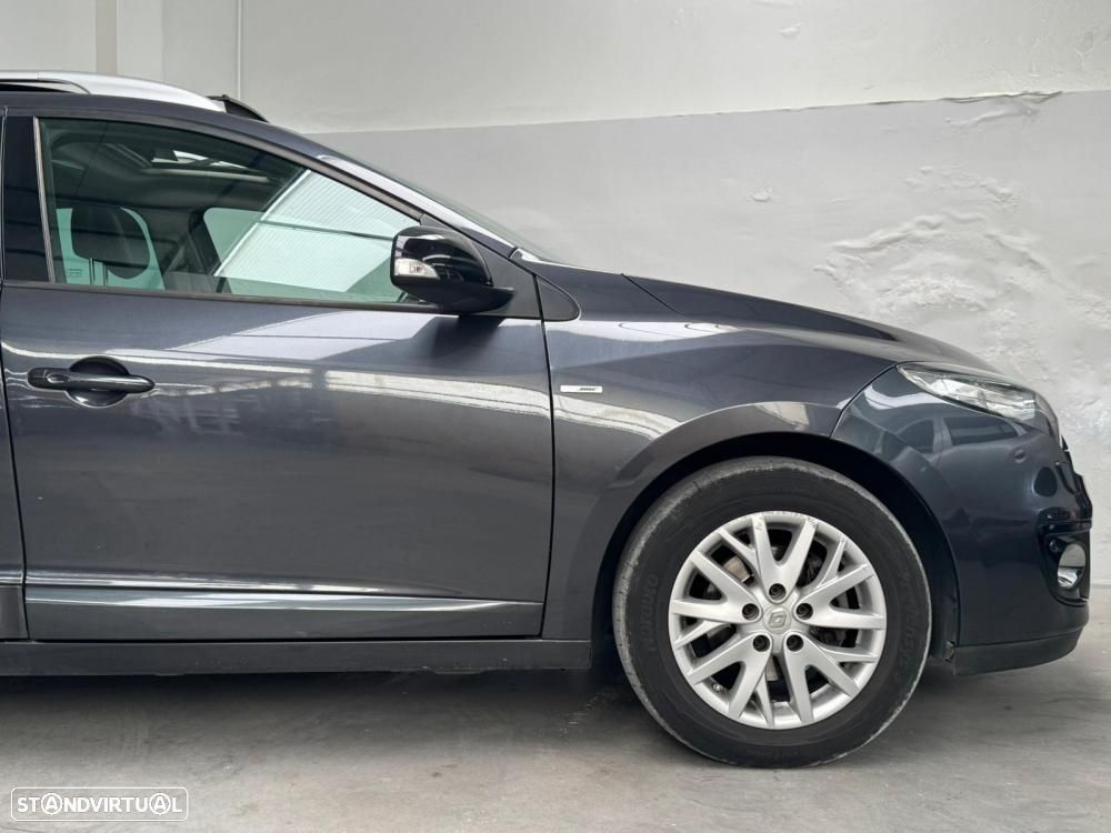 Renault Mégane Sport Tourer - 11