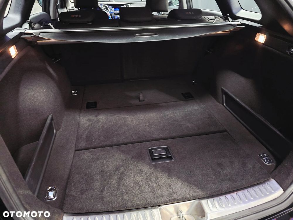 Hyundai i40 i40cw 1.6 Fifa World Cup Edition - 36