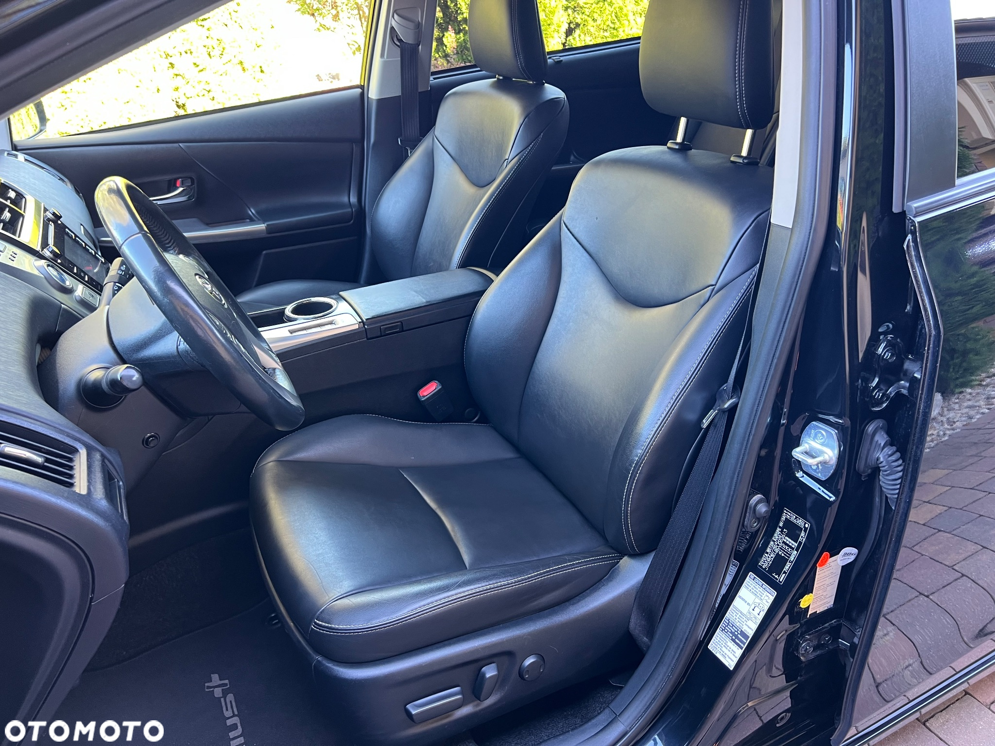 Toyota Prius+ (Hybrid) Comfort - 21