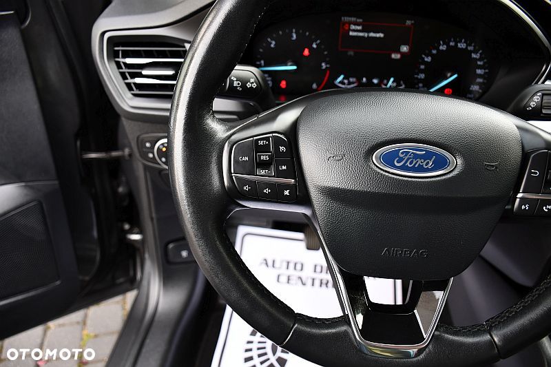 Ford Focus 1.5 EcoBlue Start-Stopp-System TITANIUM DESIGN - 16