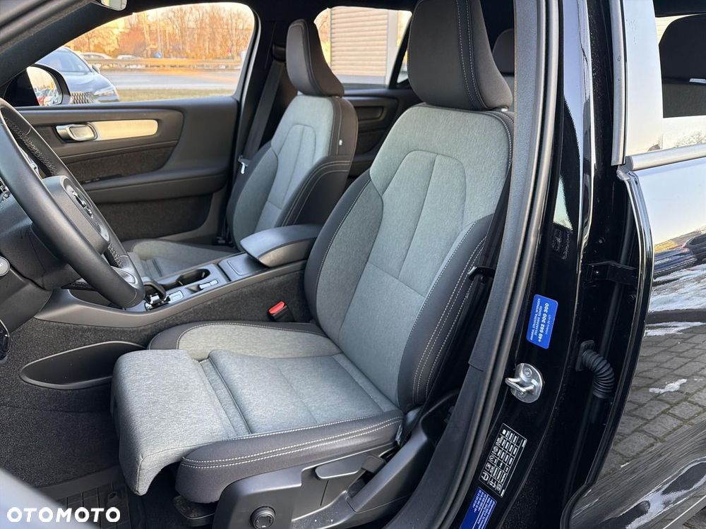 Volvo XC 40 B3 Core - 17