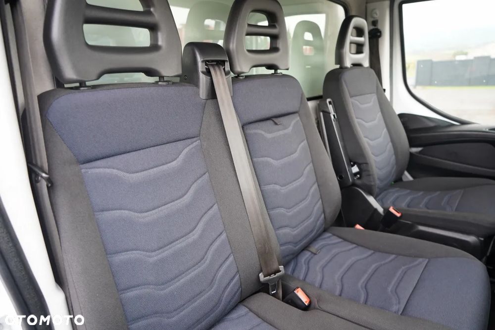 Iveco DAILY 35-140 / KONTENER / MANUAL / BLIŹNIAK / 2019 - 34