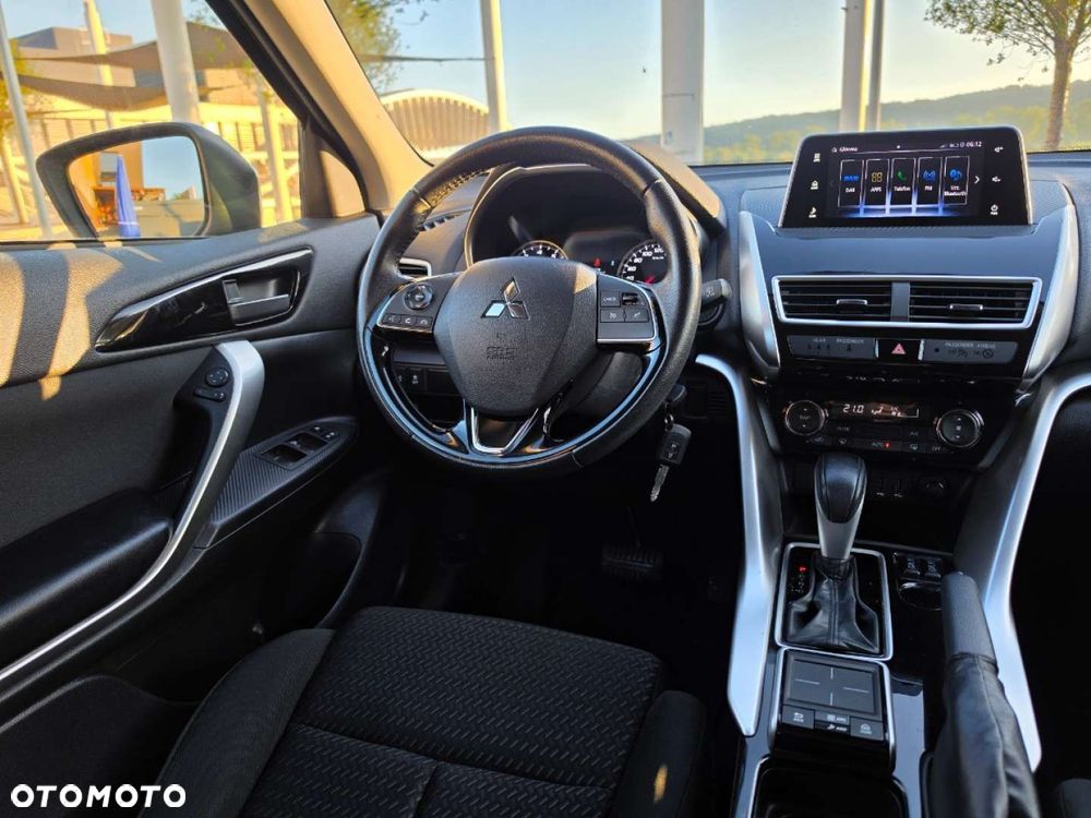 Mitsubishi Eclipse Cross - 28