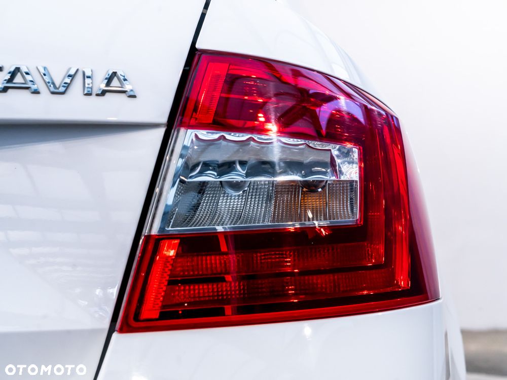 Skoda Octavia 1.4 TSI Active - 11