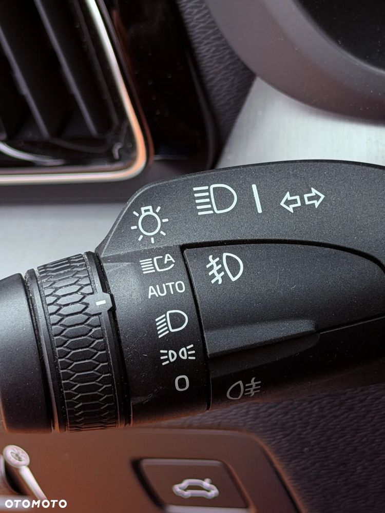 Volvo XC 60 B4 D Geartronic Momentum - 34
