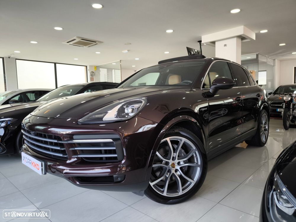 Porsche Cayenne E-Hybrid - 2