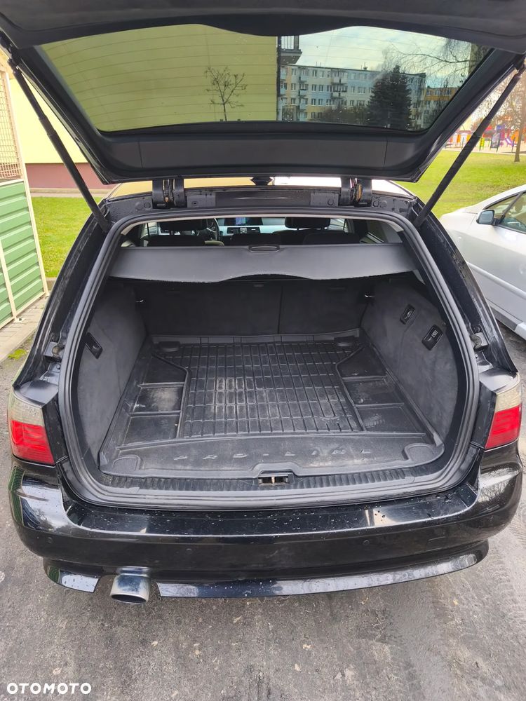 BMW Seria 5 520d Edition Lifestyle - 4
