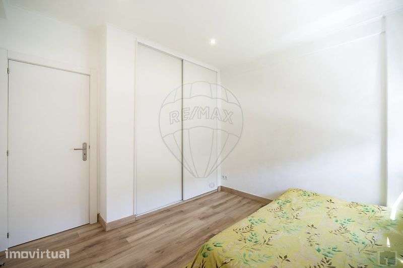 Vendo T2 Amadora - Grande imagem: 4/7