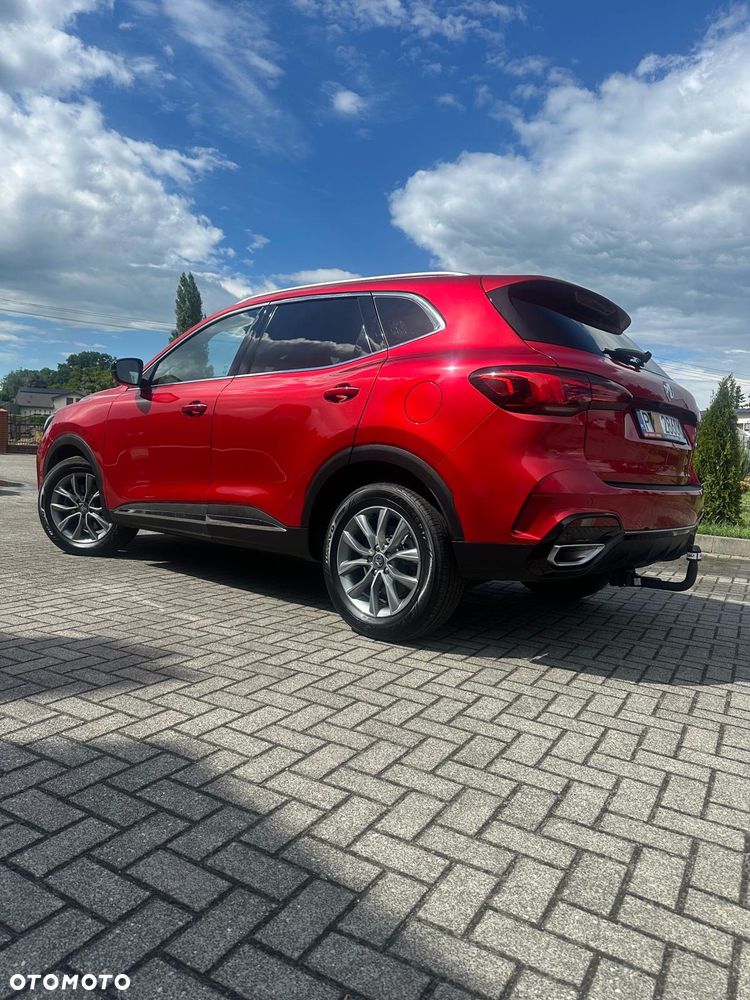 MG HS 1.5 T-GDI Exclusive DCT - 11