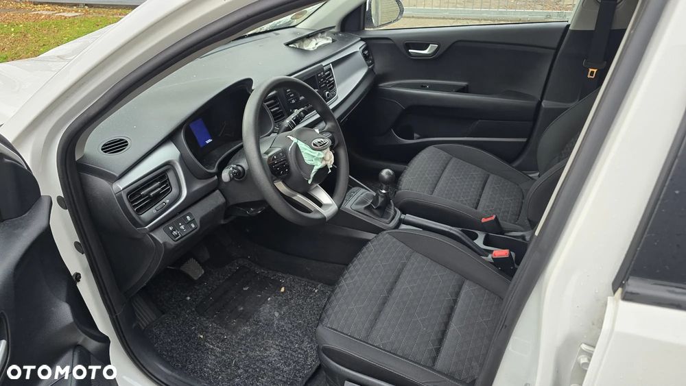 Kia Rio 1.2 Dream-Team Edition - 12