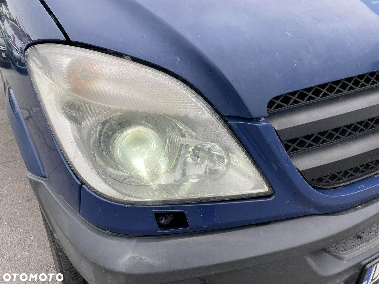 Mercedes-Benz Sprinter - 12