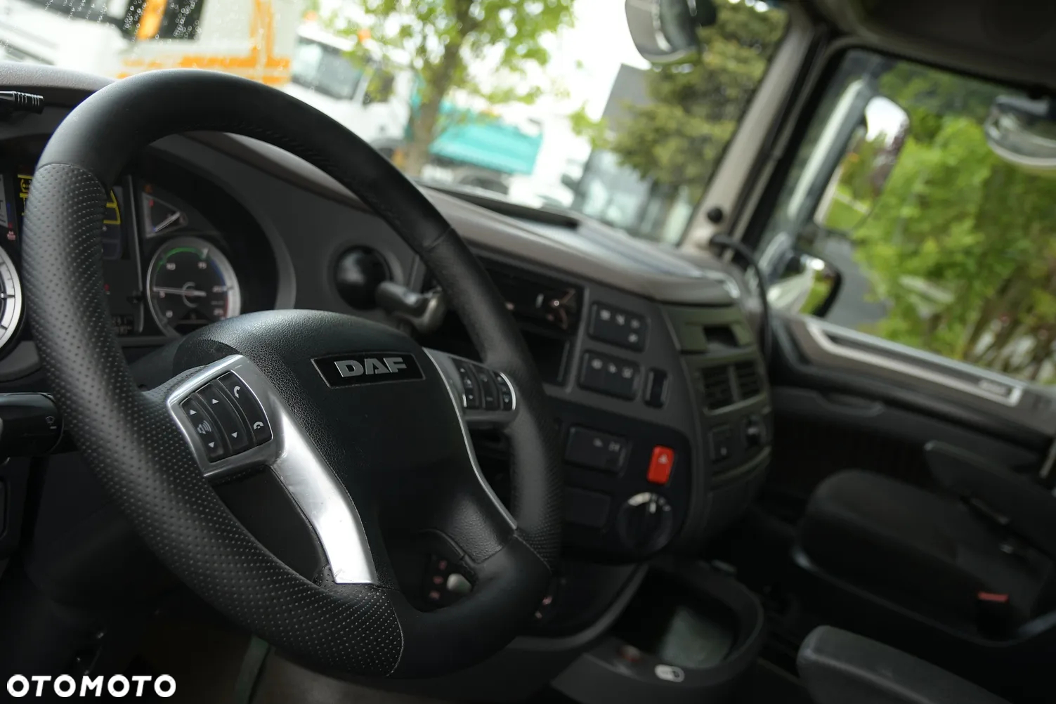 DAF XF 450///* SUPER SPACE CAB///* ///2018///* 18000KG//* /RETARDER///* 7.70///* WAGA///* FIRANKA///* XENON///* DACH PODNOSZONY//* /DUŻE ZBIORNIKI///* STAN BARDZO DOBRY - 23