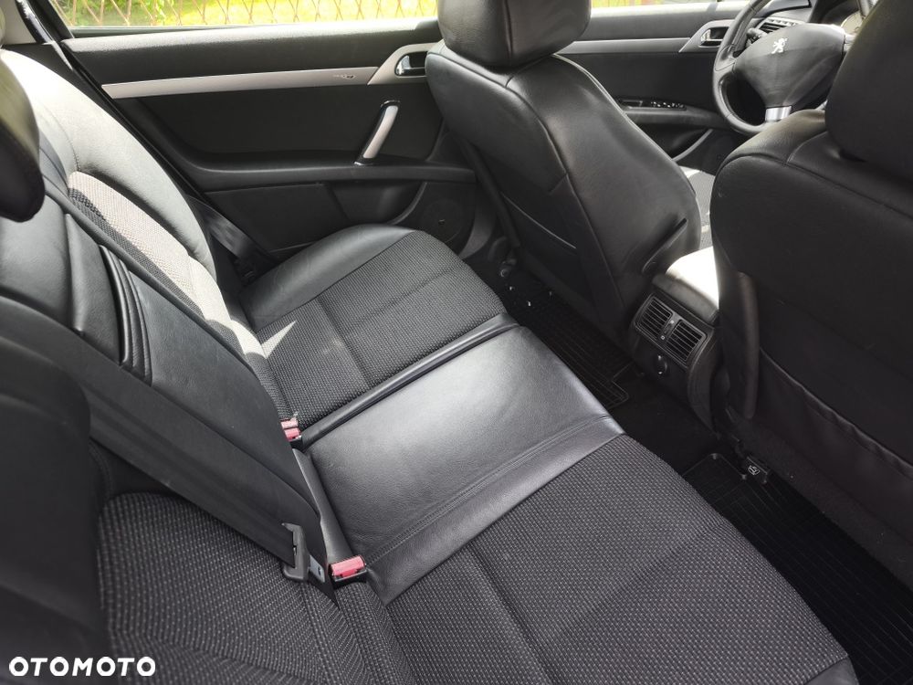 Peugeot 407 - 7