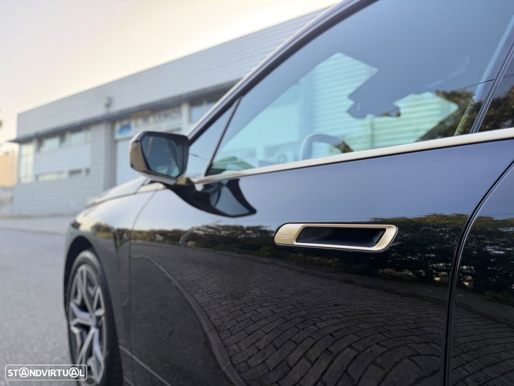 BMW iX xDrive 40 Pack Desportivo - 25