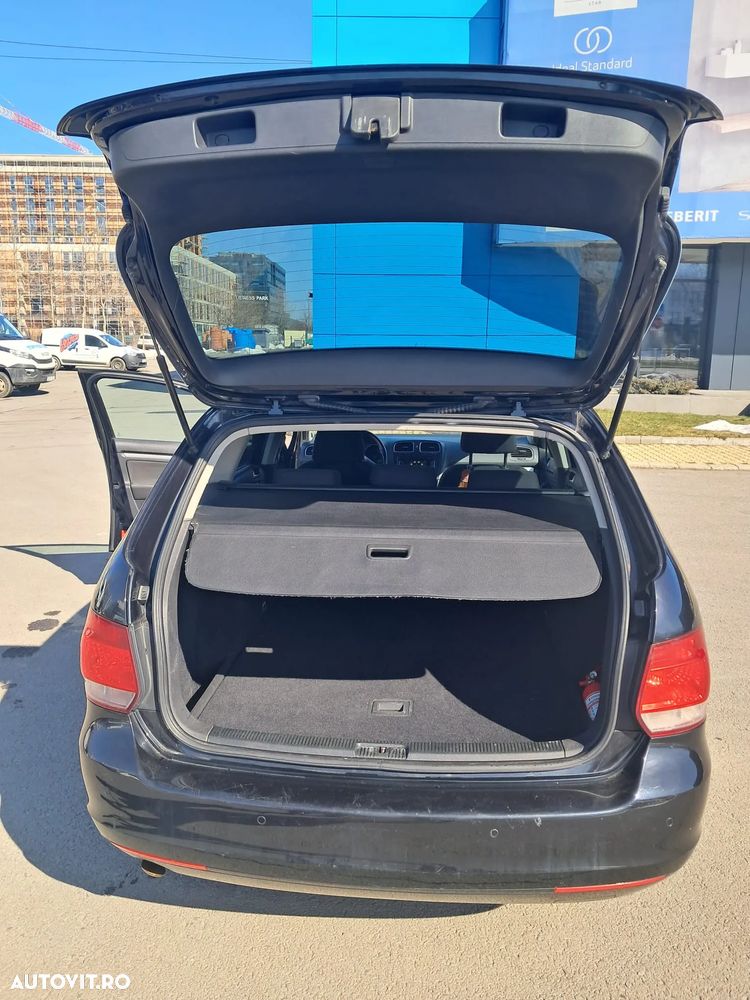 Volkswagen Golf 1.6 TDI DPF BlueMotion Technology Comfortline - 22