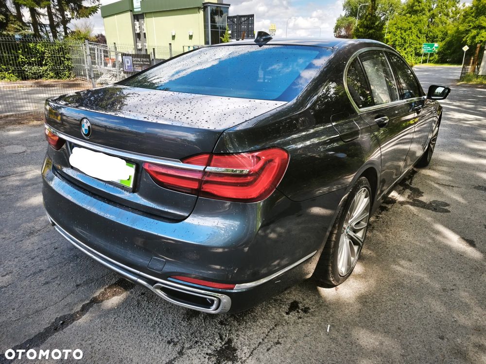 BMW Seria 7 730d xDrive - 4