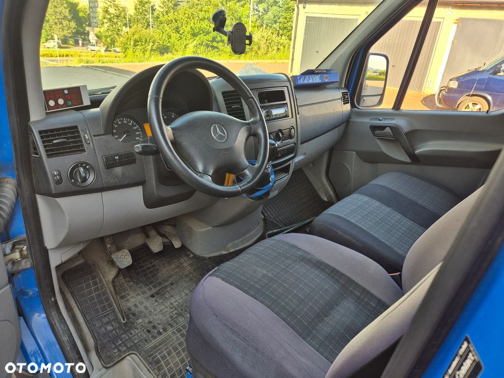 Mercedes-Benz Sprinter - 3
