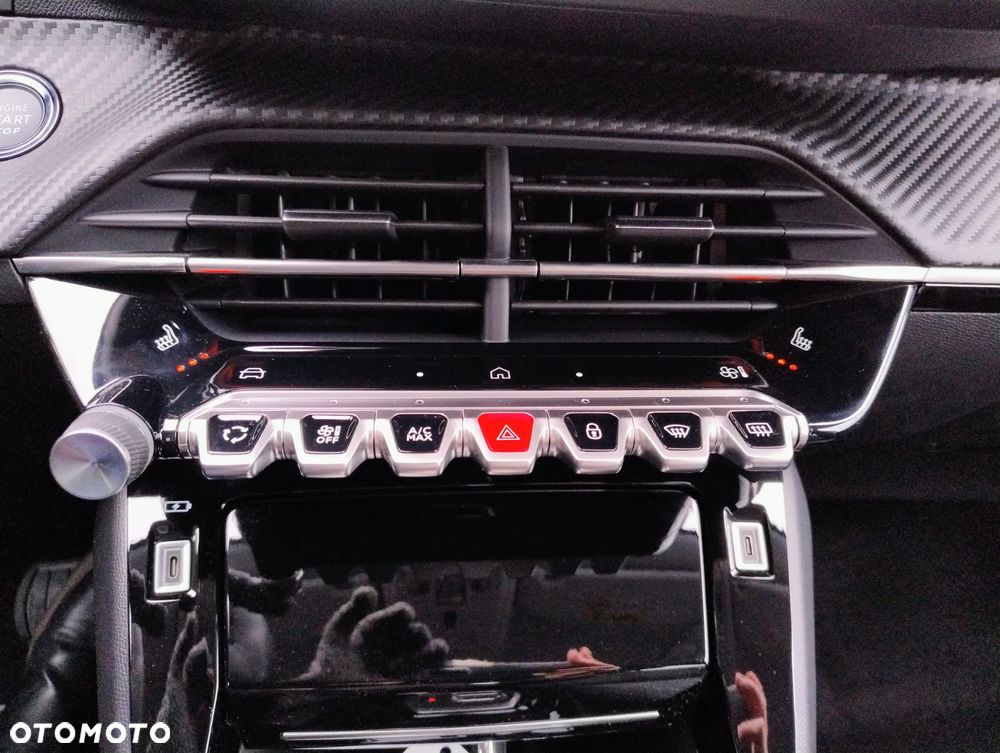 Peugeot 208 1.2 PureTech Allure S&S - 15