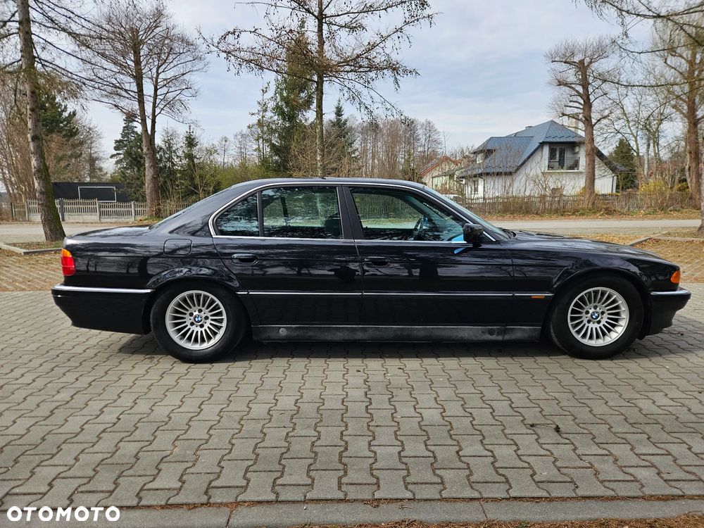 BMW Seria 7 - 7