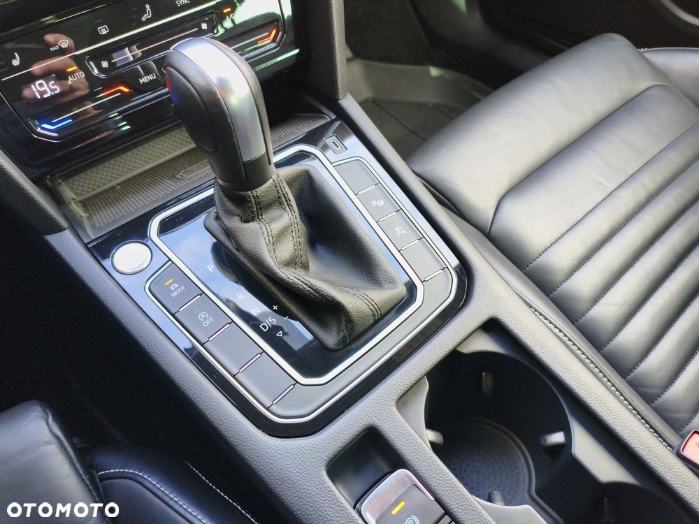 Volkswagen Passat Alltrack - 29