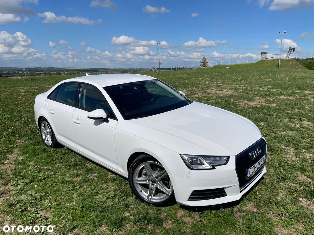 Audi A4 Limousine - 4