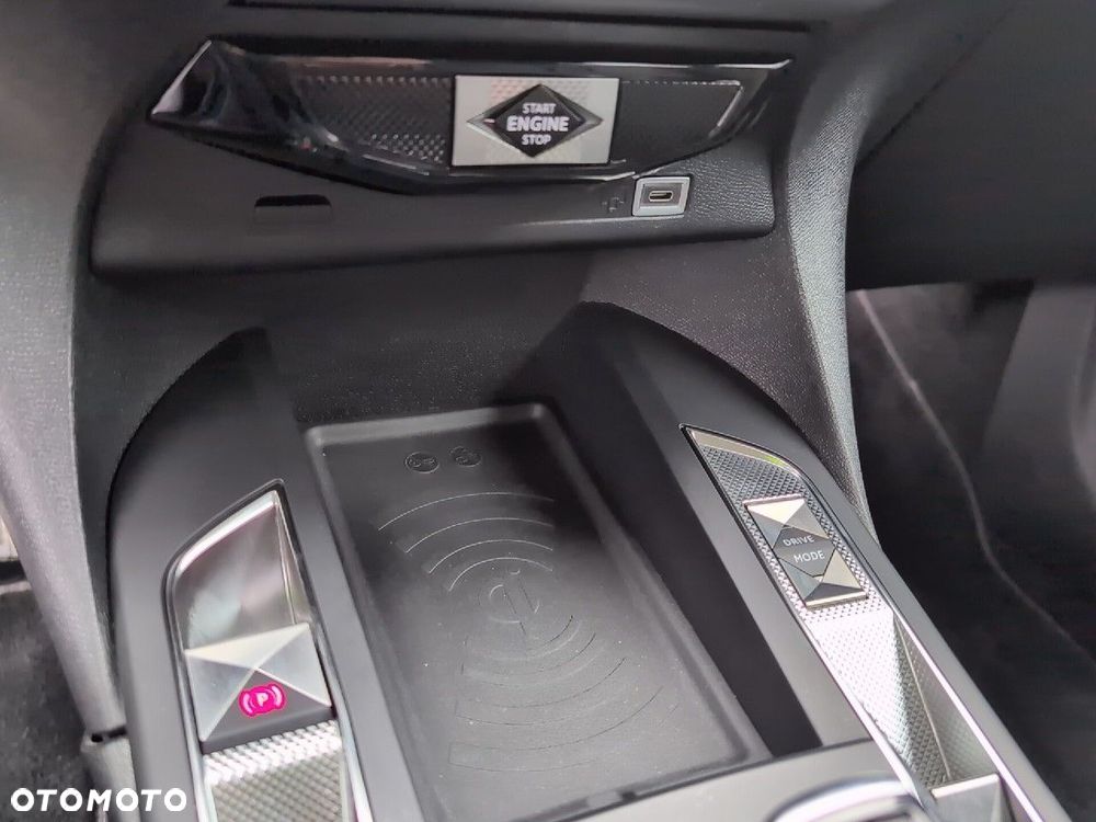 DS Automobiles DS 3 Crossback - 17