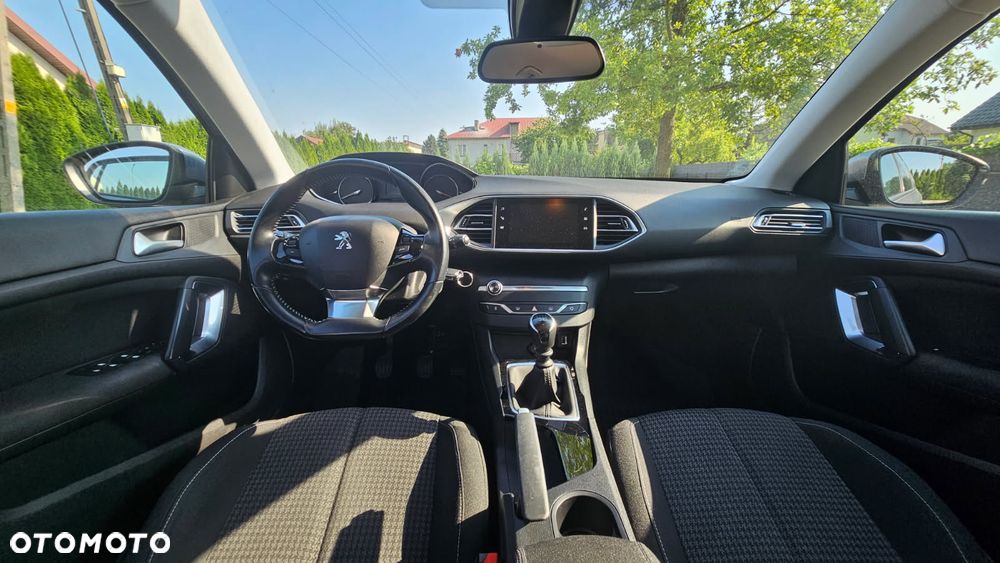 Peugeot 308 1.2 PureTech Active Pack S&S - 11