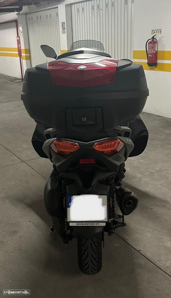Yamaha X-Max - 8