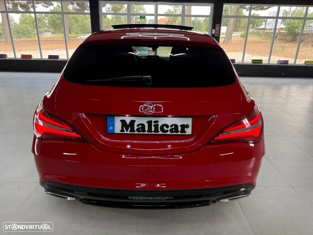 Mercedes-Benz CLA 180 7G-DCT AMG Line — fotografia 4