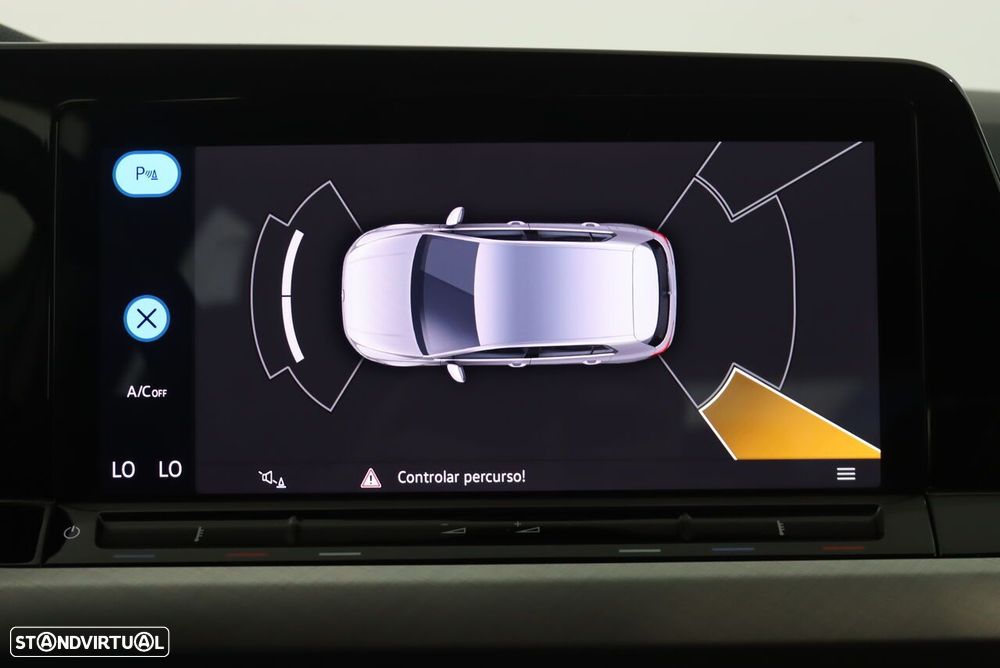 VW Golf 2.0 TDI Conceptline - 15