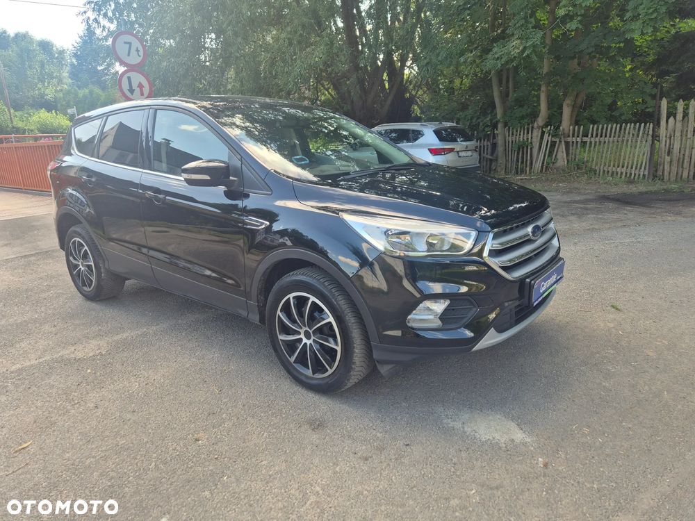 Ford Kuga 1.5 EcoBoost 2x4 Business Edition - 1